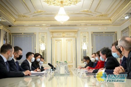 Зеленский выпрашивал деньги у главы Евробанка реконструкции и развития