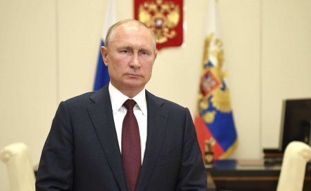Песков ответил на вопрос о второй прививке Путина