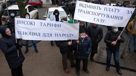 Украинская власть устраивает своим гражданам «холодомор»