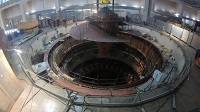На Майнской ГЭС смонтировали рабочее колесо турбины модернизируемого ГА-1