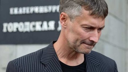 Начался суд над экс-мэром Екатеринбурга Ройзманом