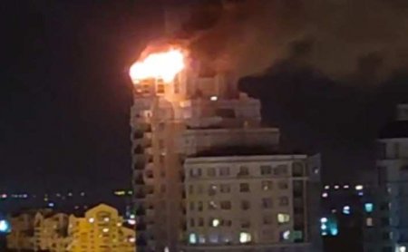 Сильный пожар на крыше многоэтажки в Белгороде — названа причина (ФОТО, ВИДЕО)