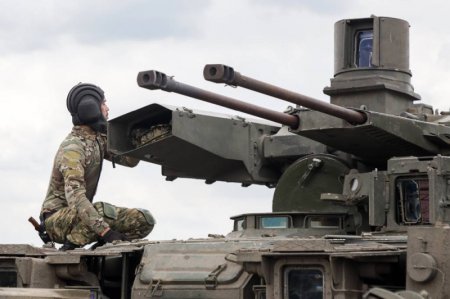 Россия начала испытания танков-беспилотников на основе танка Т-72