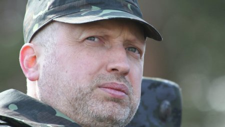 Турчинов заподозрил спецслужбы России в подготовке терактов в Донбассе