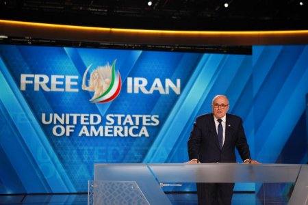 США плетут «оранжевые» сети для Ирана
