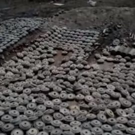 На западе Йемена обезвреживают мины повстанцев