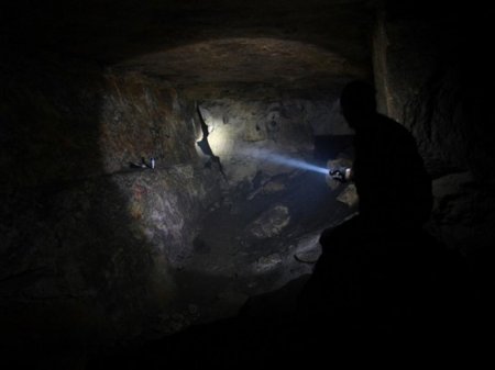 Таинственный туннель обнаружили под пирамидой Луны в Мексике