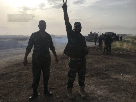 Тяжелые бои в провинции Хама. Сирийская армия отбила еще три атаки боевиков