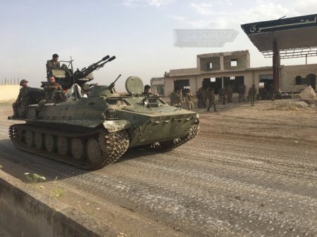 Тяжелые бои в провинции Хама. Сирийская армия отбила еще три атаки боевиков