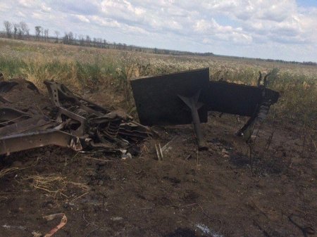 Украинский "Хамви" уничтожен взрывом в Волновахском районе