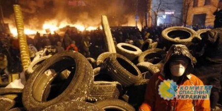 Экс-премьер Украины рассказал об «избиении ониждетей» и выгодополучателях Майдана