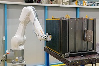 В НИИЭФА установлена уникальная роботизированная система неразрушающего контроля