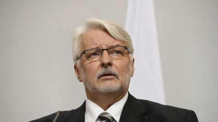Экс-глава МИД Польши предложил «наказать знаменитостей», которые поддерживают Путина